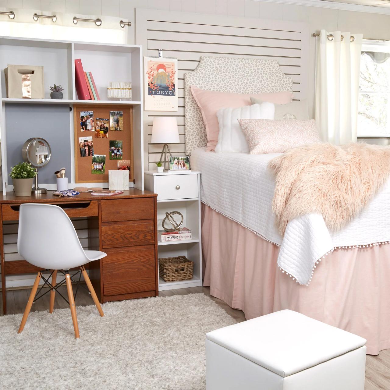 How to decorate dorm room on a budget