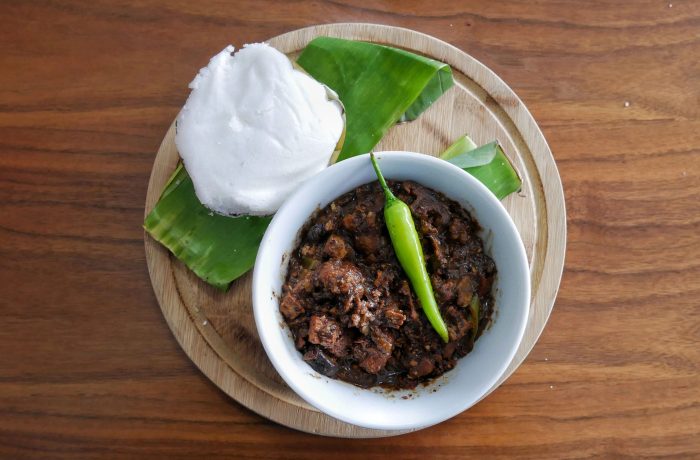 How to cook dinuguan filipino style